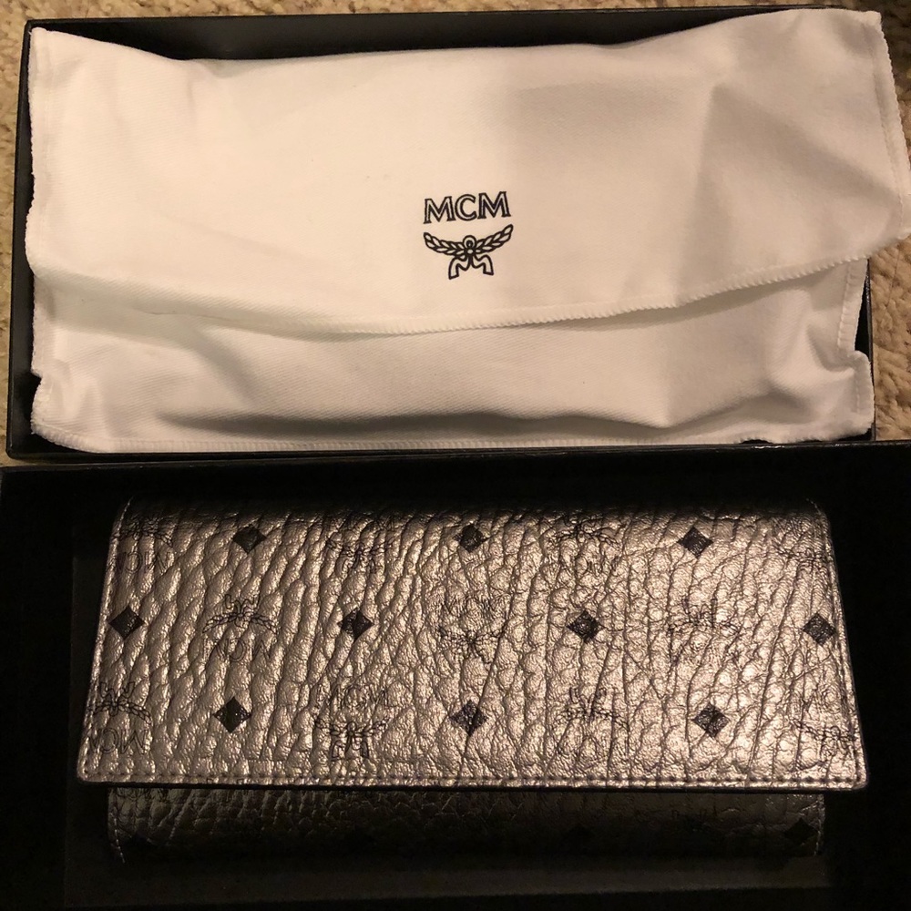 MCM Wallet